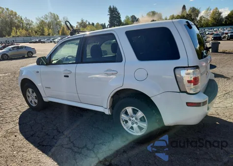 2008 Mercury Mariner z USA, uszkodzony, nr VIN 4M2CU91108KJ11347